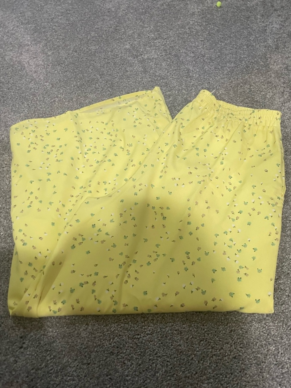 Riley & Rae Yellow Off-Shoulder Eyelet Jumpsuit small/medium READ description - Picture 7 of 7